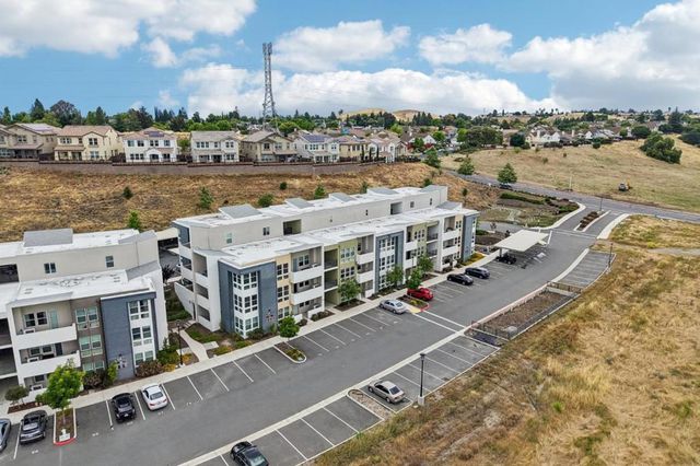 2700 Wildflower Station Place 79, Antioch, CA 94531