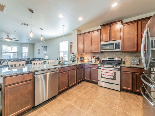 1366 Heep RUN, Buda, TX 78610