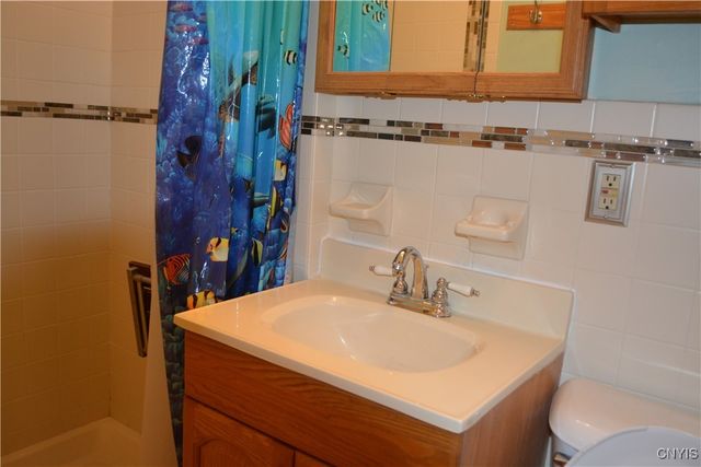 54 Whitesboro Street, Whitestown, NY 13495