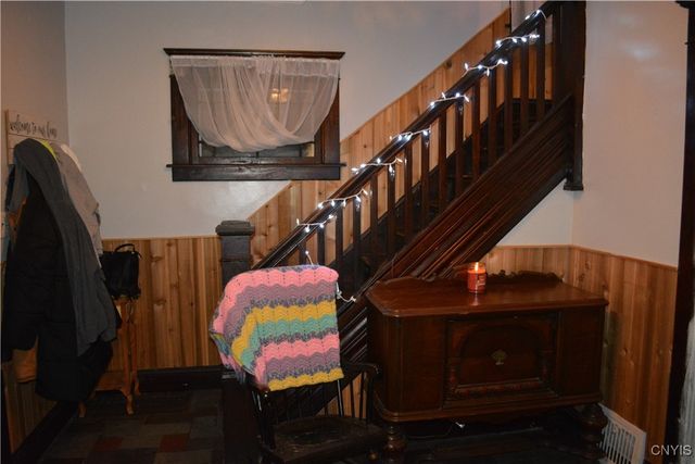 54 Whitesboro Street, Whitestown, NY 13495