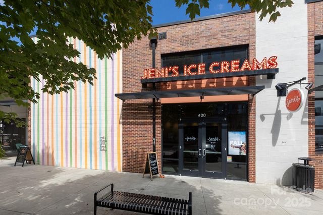 3959 Picasso Court, Charlotte, NC 28205