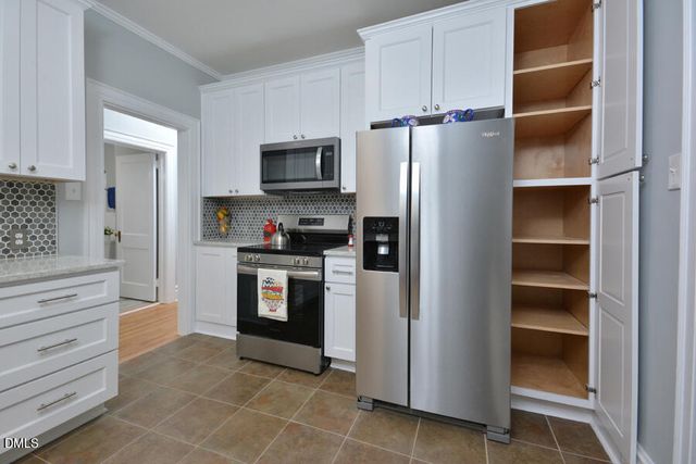 2307 Chapel Hill Road, Durham, NC 27707