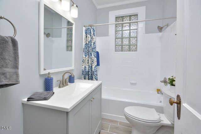 2307 Chapel Hill Road, Durham, NC 27707
