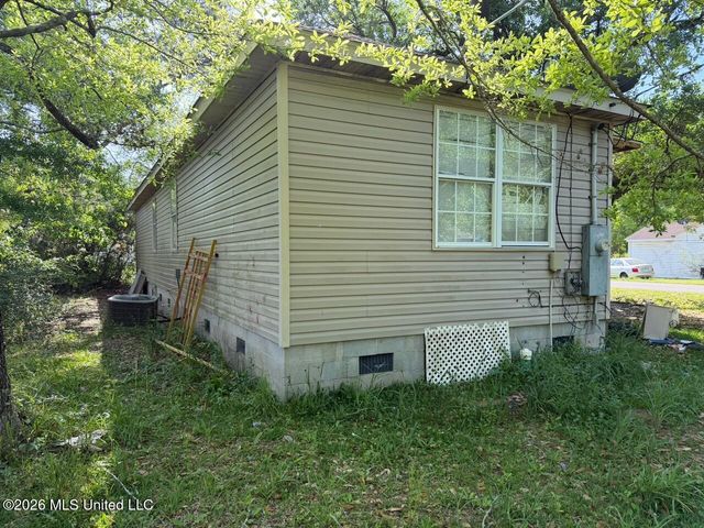 2001 43rd Avenue, Gulfport, MS 39501