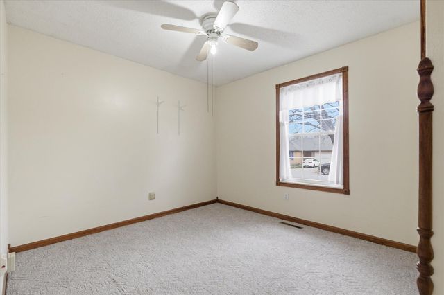 5759 S Ferguson Avenue, Springfield, MO 65810