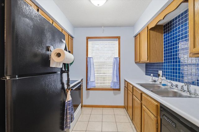 5759 S Ferguson Avenue, Springfield, MO 65810