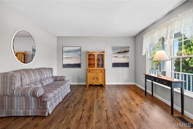 540 Gentle Breeze Drive, St Peters, MO 63376