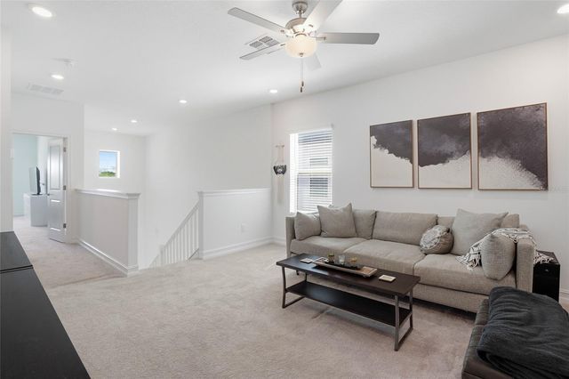 7709 S WALL STREET, Tampa, FL 33616