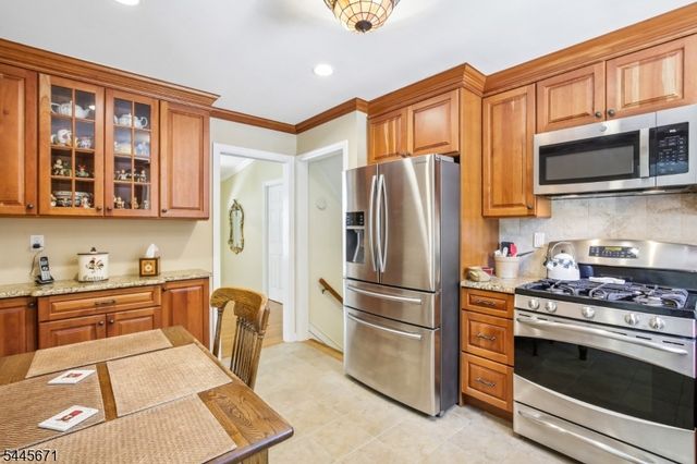 39 Whitney Dr, Berkeley Heights Twp., NJ 07922