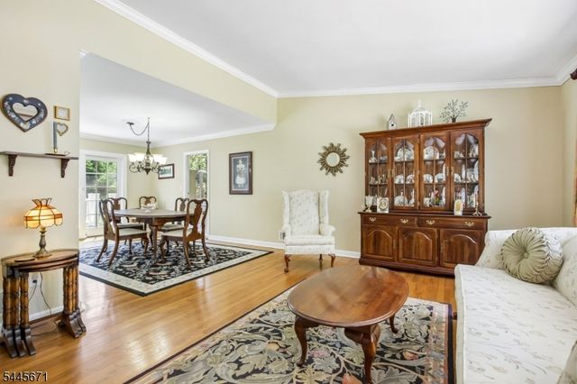 39 Whitney Dr, Berkeley Heights Twp., NJ 07922