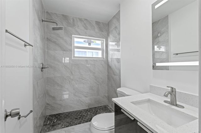 2847 Polk St, Hollywood, FL 33020