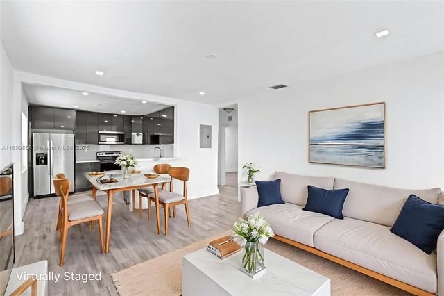 2847 Polk St, Hollywood, FL 33020