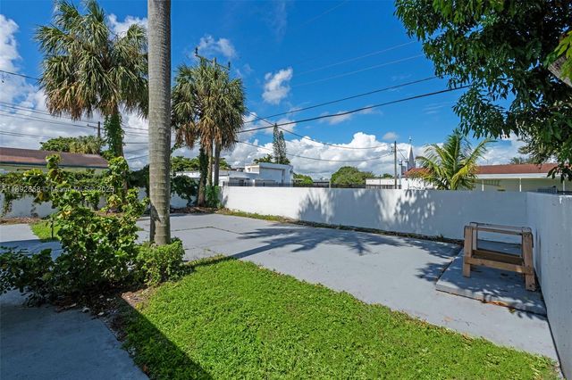 2847 Polk St, Hollywood, FL 33020