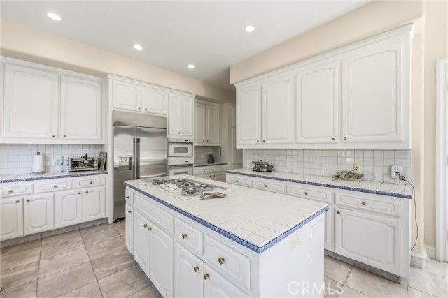 30573 E Sunset, Redlands, CA 92373