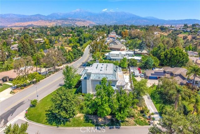 30573 E Sunset, Redlands, CA 92373