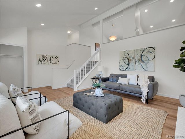 575 S Memphis Way, Aurora, CO 80017