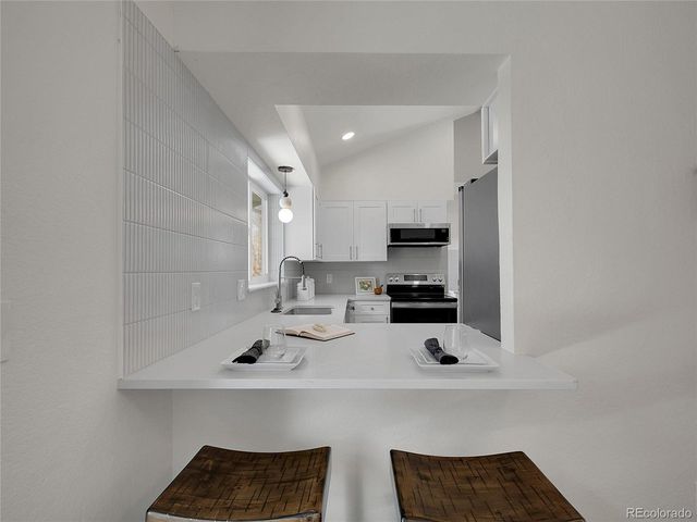 575 S Memphis Way, Aurora, CO 80017