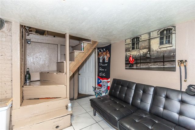 268 Carpenter Street, Providence, RI 02909