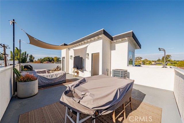 3143 S Halm Avenue, Los Angeles, CA 90034