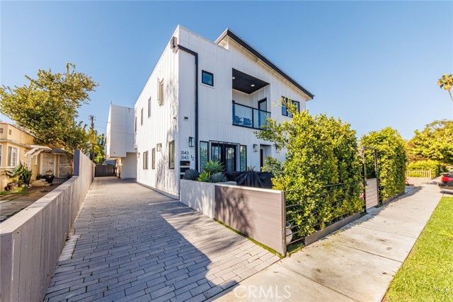 3143 S Halm Avenue, Los Angeles, CA 90034