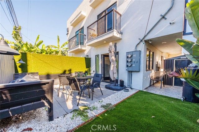 3143 S Halm Avenue, Los Angeles, CA 90034