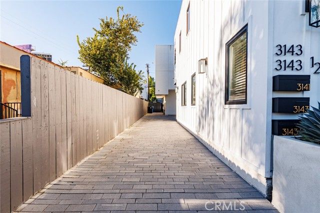 3143 S Halm Avenue, Los Angeles, CA 90034