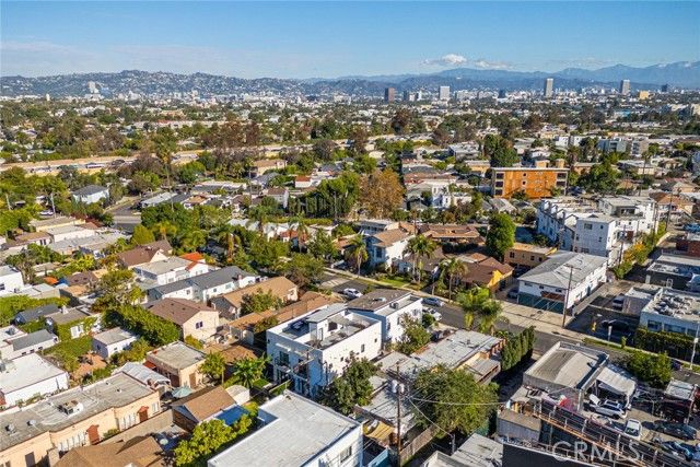 3143 S Halm Avenue, Los Angeles, CA 90034