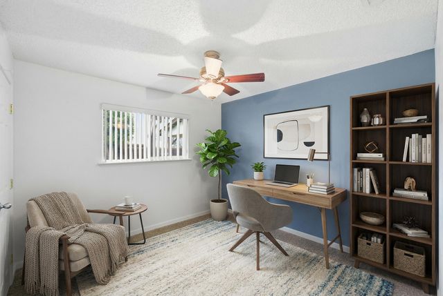 2705 S Bollinger Street, Visalia, CA 93277