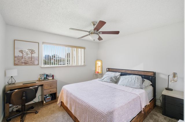 2705 S Bollinger Street, Visalia, CA 93277