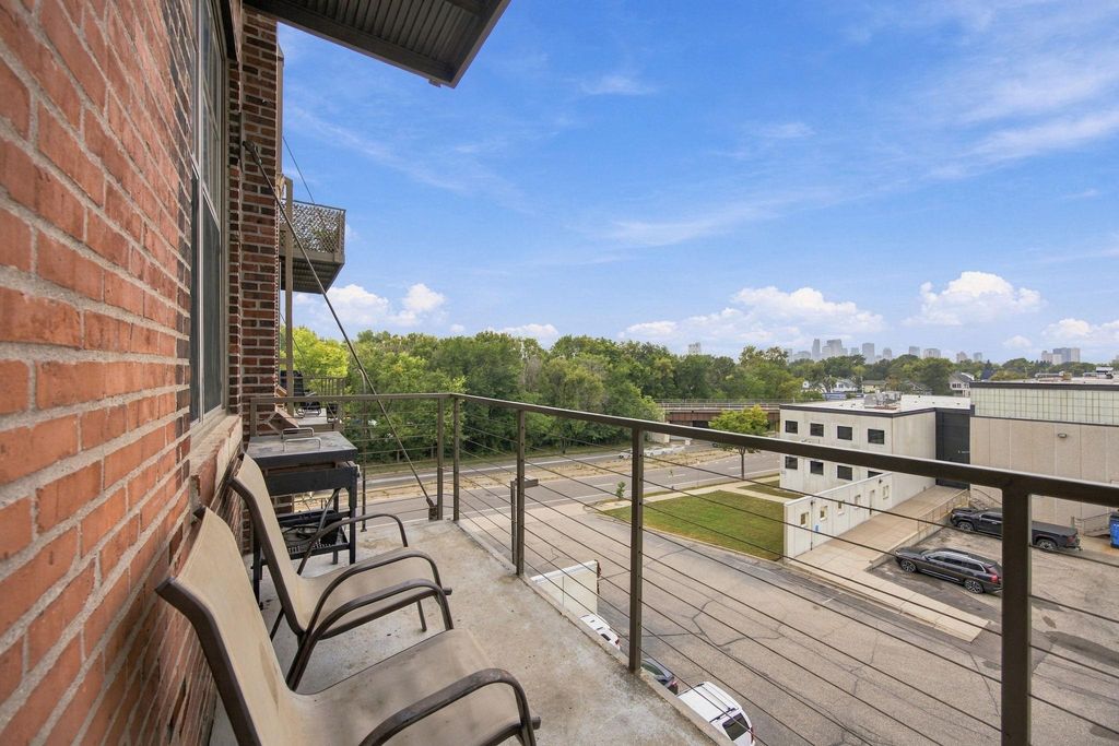 1901 E Hennepin Avenue 303, Minneapolis, MN 55413 — photo 4
