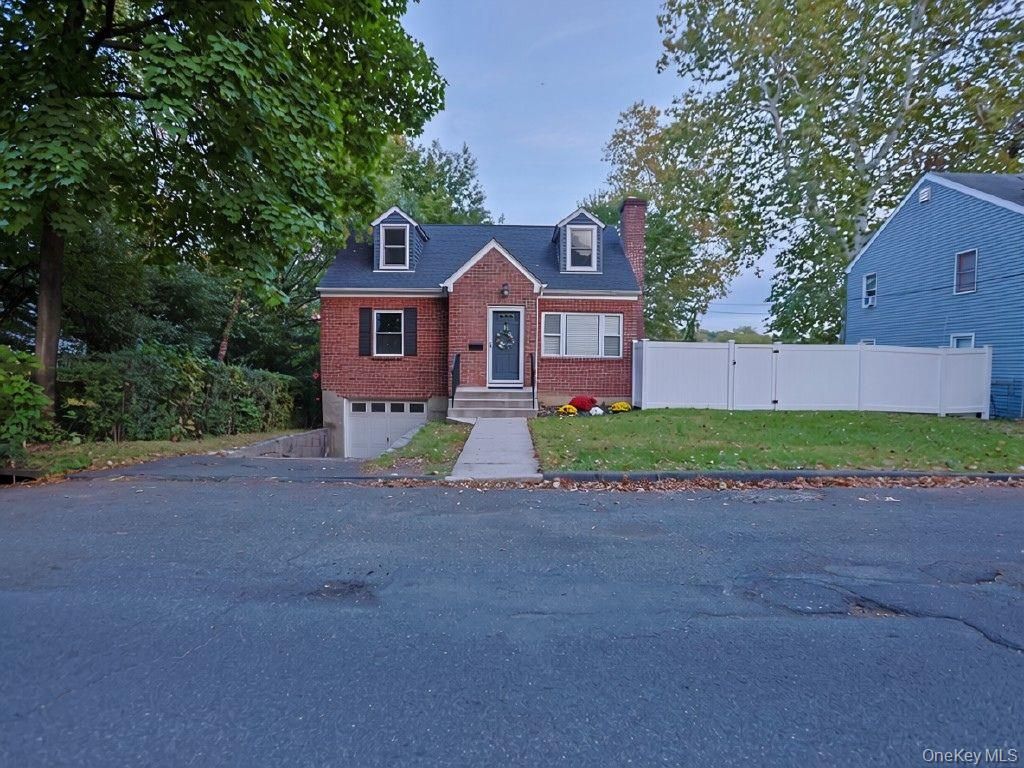 10 Etville Avenue #12, Yonkers, NY 10703 — exterior
