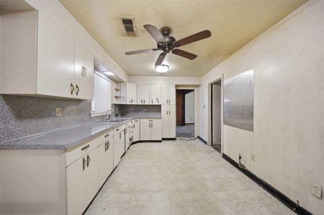 2210 2nd Street, Galena Park, TX 77547
