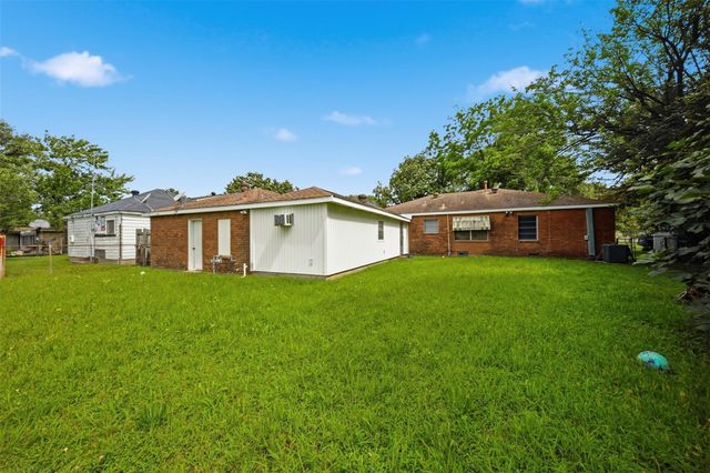 2210 2nd Street, Galena Park, TX 77547