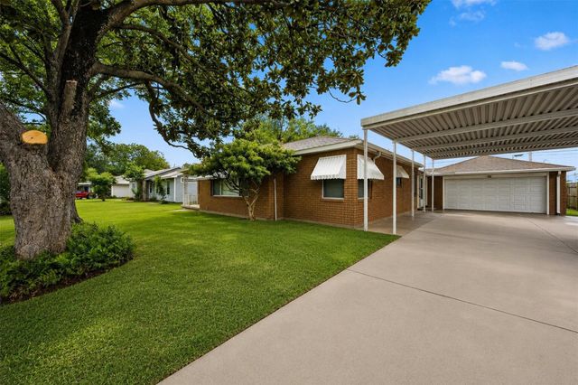 2210 2nd Street, Galena Park, TX 77547