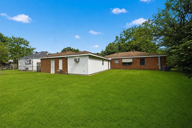 2210 2nd Street, Galena Park, TX 77547