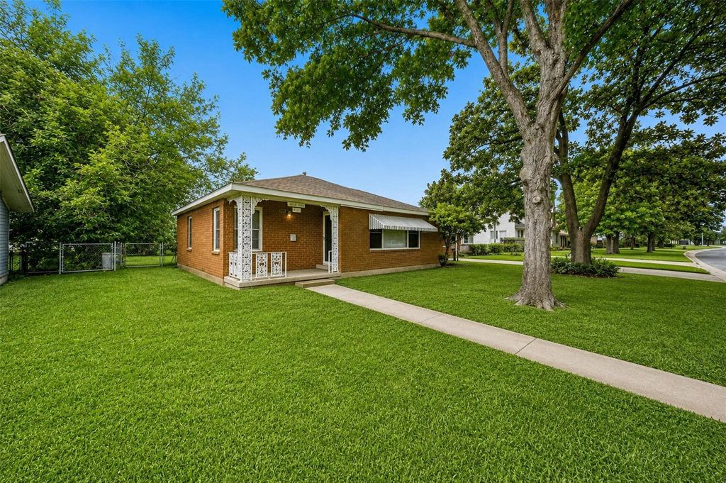 2210 2nd Street, Galena Park, TX 77547