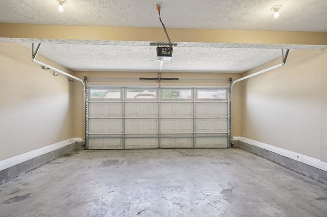 1824 Jackie Lorraine Dr, Clarksville, TN 37042