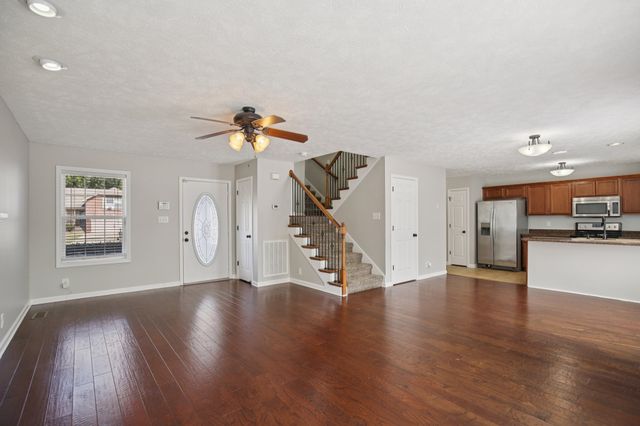 1824 Jackie Lorraine Dr, Clarksville, TN 37042