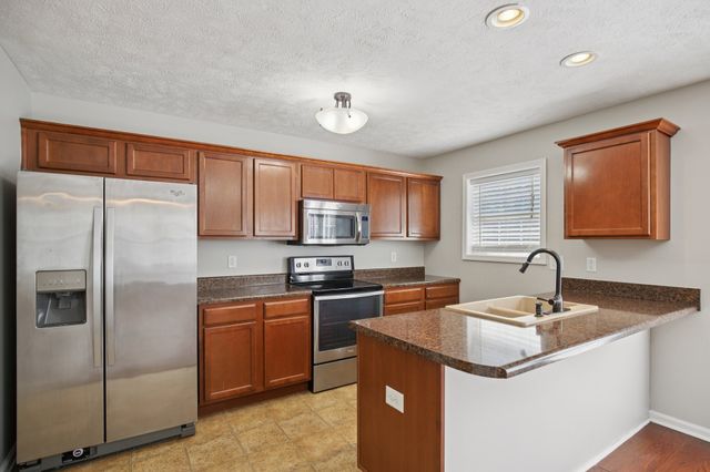 1824 Jackie Lorraine Dr, Clarksville, TN 37042