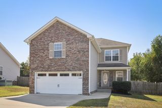 1824 Jackie Lorraine Dr, Clarksville, TN 37042