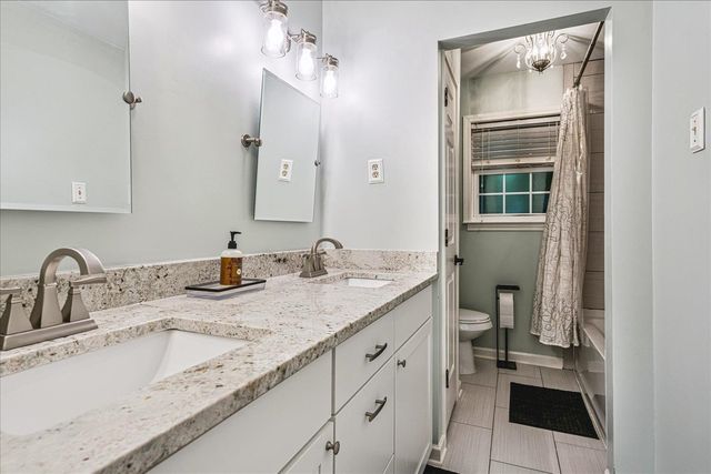 2261 CORNWALL ST, Germantown, TN 38138