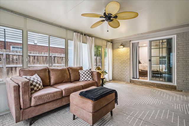 2261 CORNWALL ST, Germantown, TN 38138