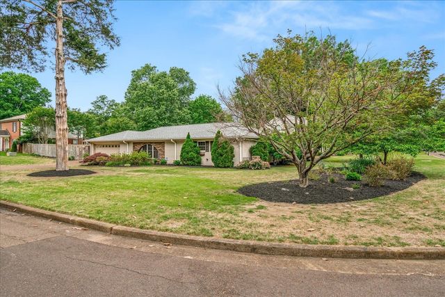 2261 CORNWALL ST, Germantown, TN 38138