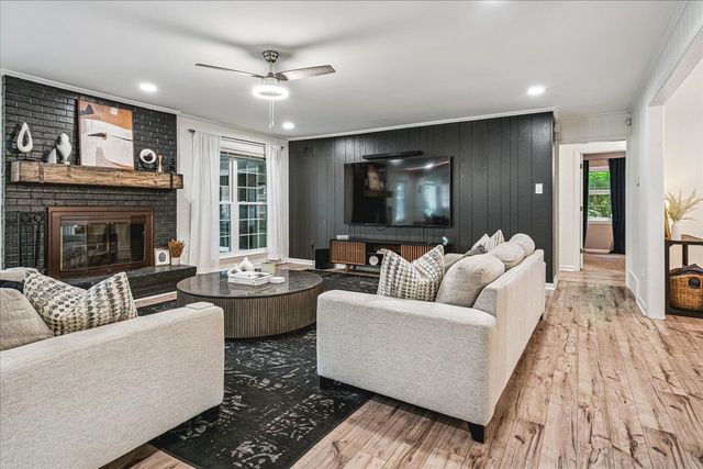 2261 CORNWALL ST, Germantown, TN 38138