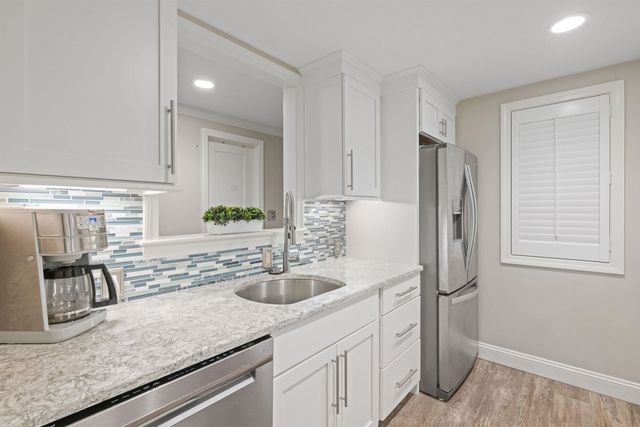 2696 Lake Shore Rd Unit 61, Gilford, NH 03249