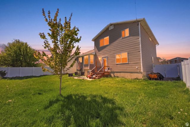 2039 FREMONT CREST AVE, Syracuse, UT 84075