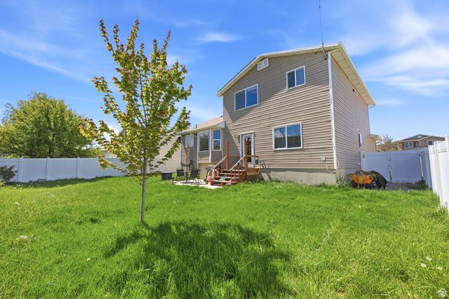 2039 FREMONT CREST AVE, Syracuse, UT 84075