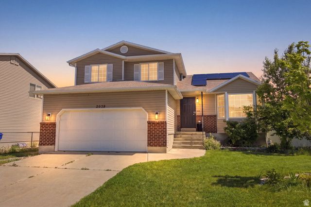 2039 FREMONT CREST AVE, Syracuse, UT 84075