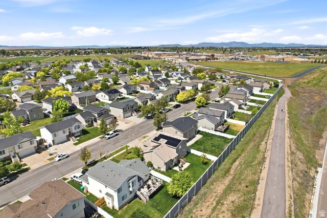 2039 FREMONT CREST AVE, Syracuse, UT 84075