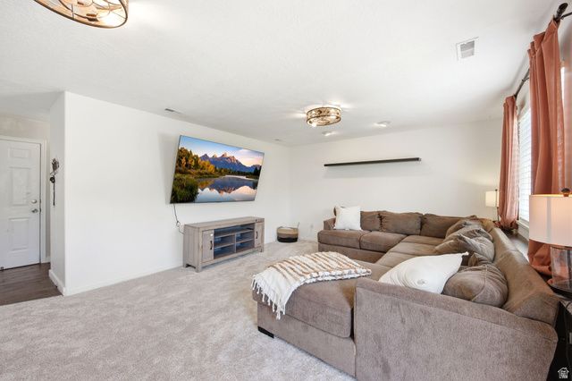 2039 FREMONT CREST AVE, Syracuse, UT 84075